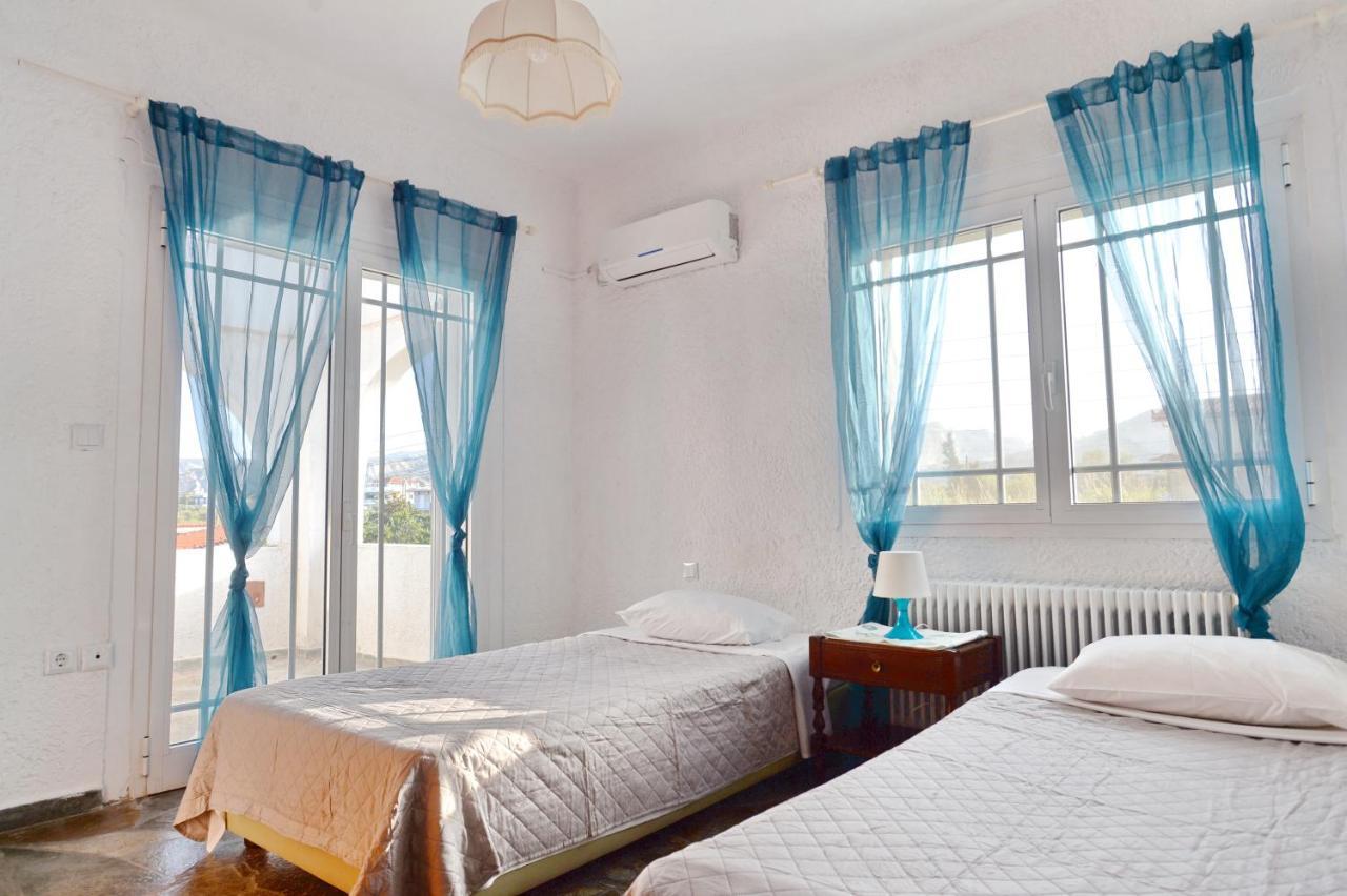Antorina Beachfront Villas With Private Pools Kamari  Екстер'єр фото