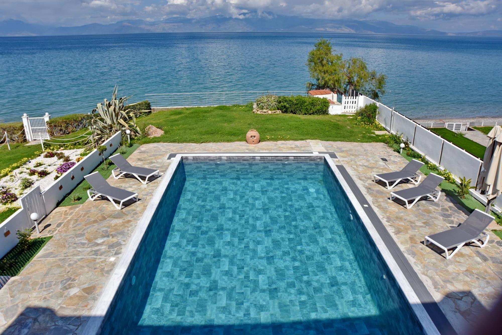 Antorina Beachfront Villas With Private Pools Kamari  Екстер'єр фото