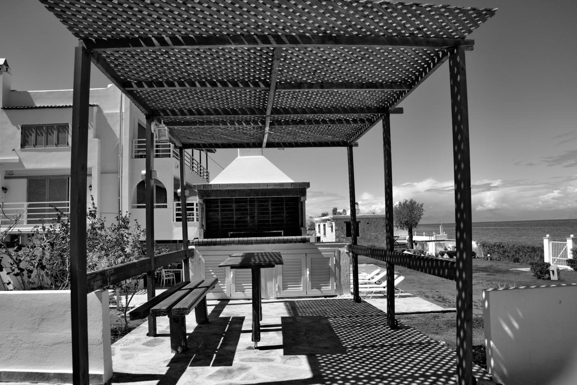 Antorina Beachfront Villas With Private Pools Kamari  Екстер'єр фото