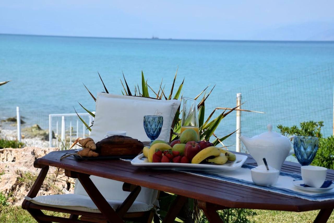 Antorina Beachfront Villas With Private Pools Kamari  Екстер'єр фото