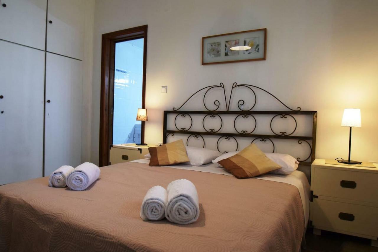Antorina Beachfront Villas With Private Pools Kamari  Екстер'єр фото